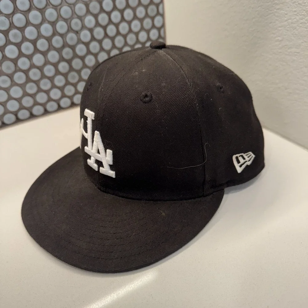 Los Angeles Dodgers Hat Cap Black Menss 59FIFTY Fitted 55.8 CM Signature‎